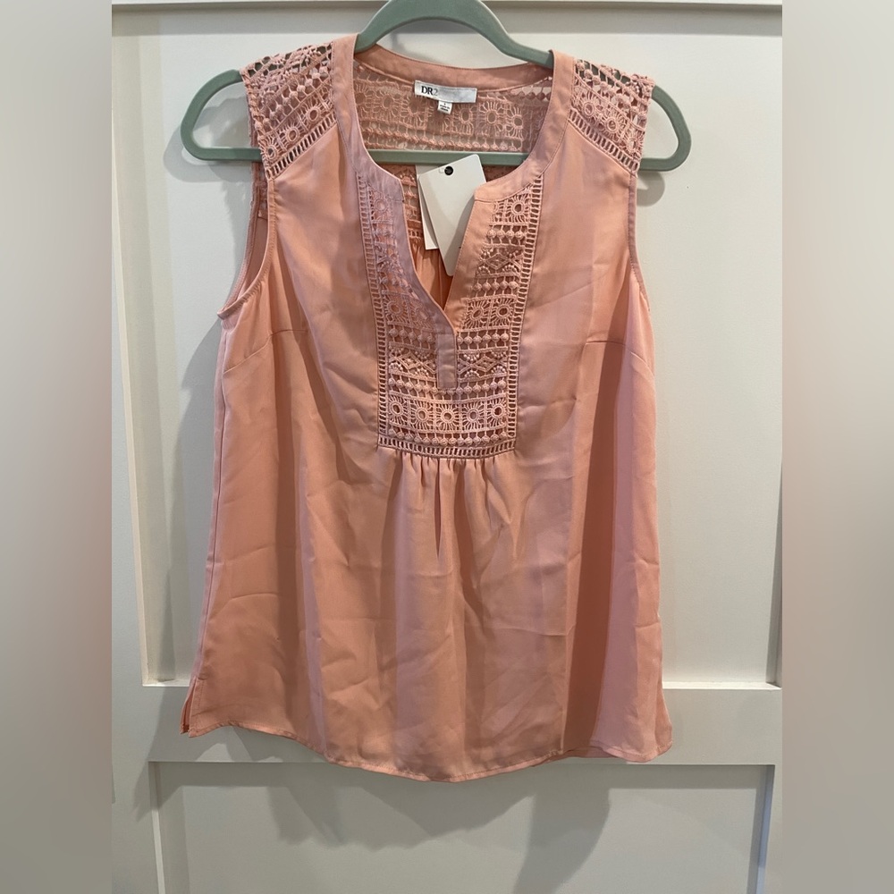 NWT DR2 Crochet Lace Tank Cami Blouse Sleeveless S